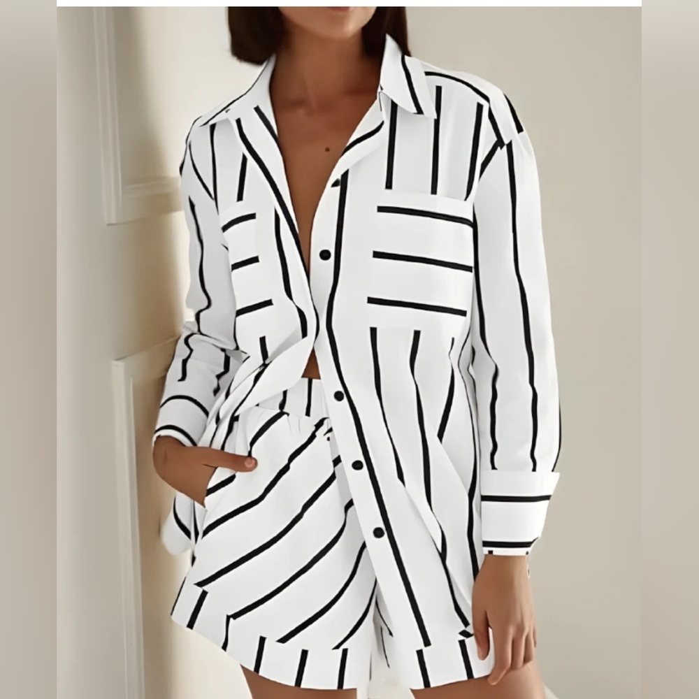 Luxe Black and White Striped Women Shorts Skorts